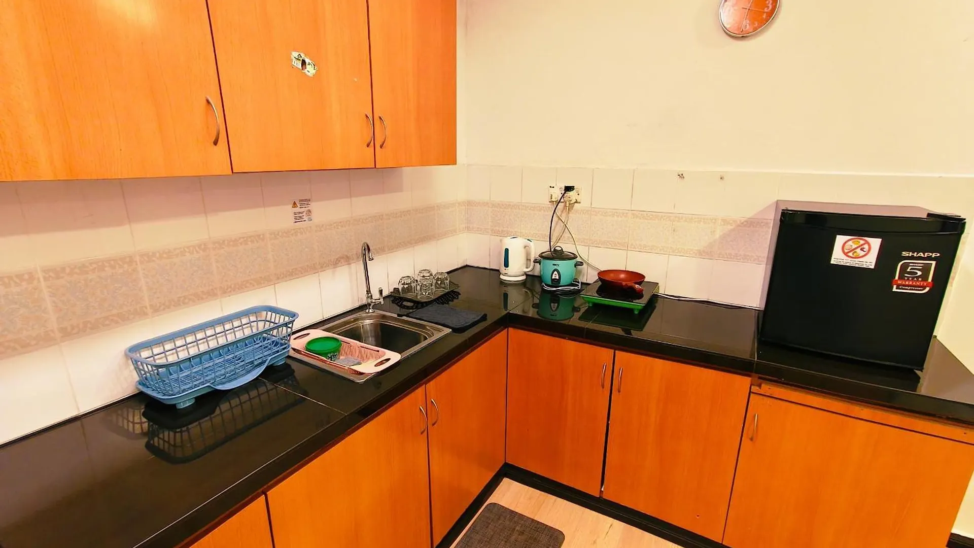 Sj Api Api Apartment Homestay Kota Kinabalu Malezja